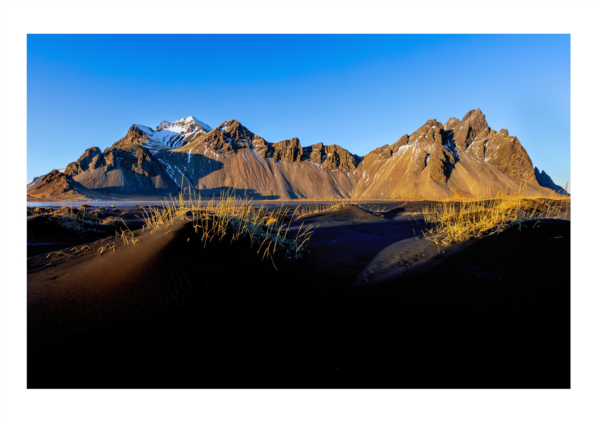 Vestrahorn Mountain Range